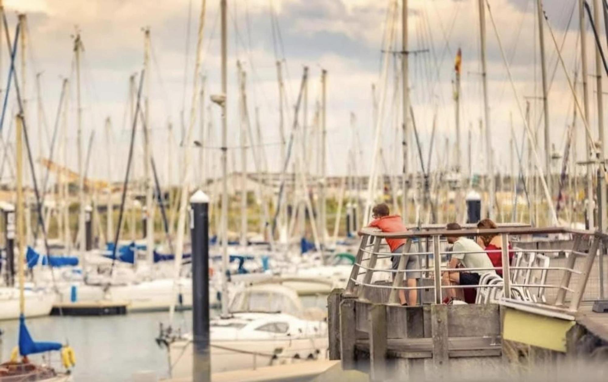 Duplex Villa Capricia Appartement Met Zwembad Nieuwpoort Jachthaven Kültér fotó